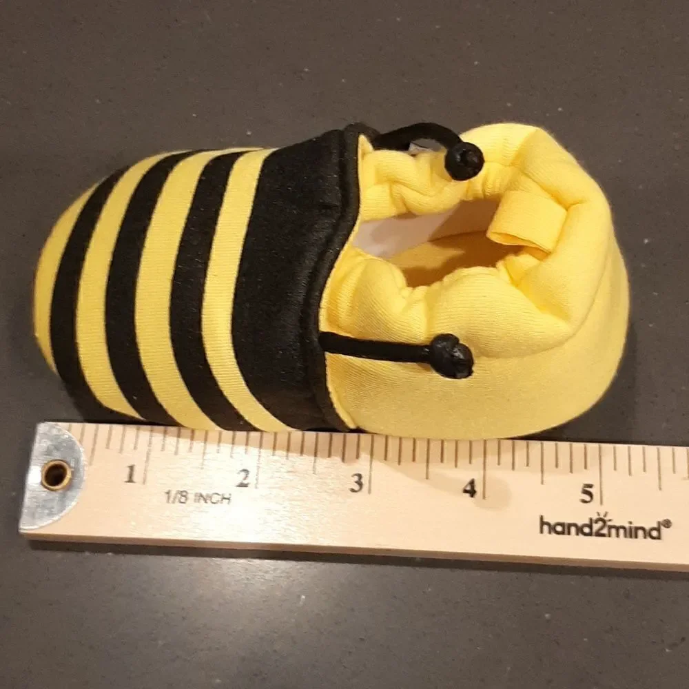 Bumble Bee Baby/Toddler Slippers. NEW